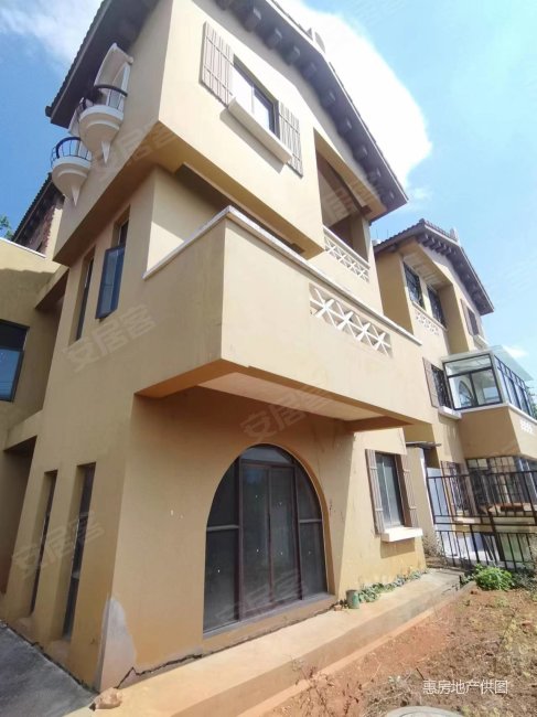 富民独栋别墅超大花园精装修