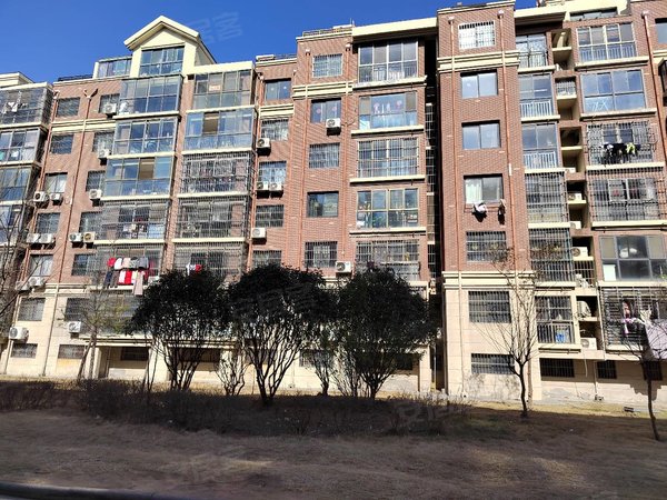 青岛黄岛珠海街道山水新城(一期二期)山水新城,多层一楼,南北通透全明