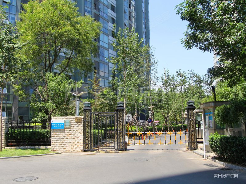 北京房产网>北京二手房>海淀二手房>紫竹桥二手房>紫云轩10号名邸>800