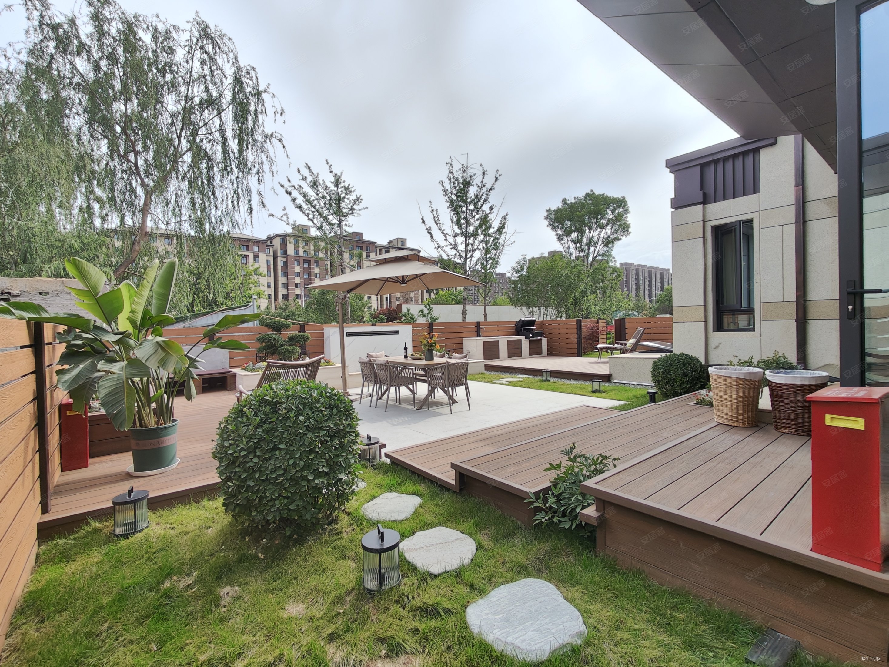 颐和天璟家园(别墅)4室3厅3卫200㎡南北550万