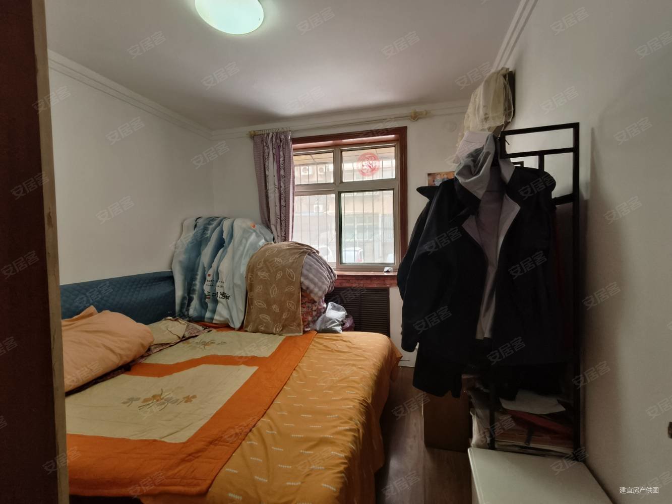 印染厂家属院3室2厅2卫120.78㎡南北218万