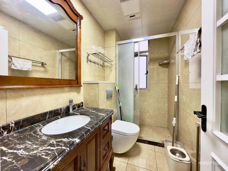 上海房产网>上海二手房>浦东二手房>陆家嘴二手房>浦江茗园>800_600