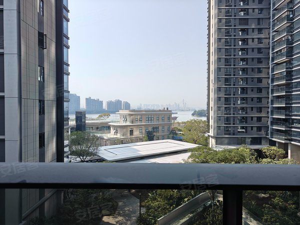 广州海珠工业大道南中海观澜府中海观澜府 4室2厅2卫 南北通透 精装修