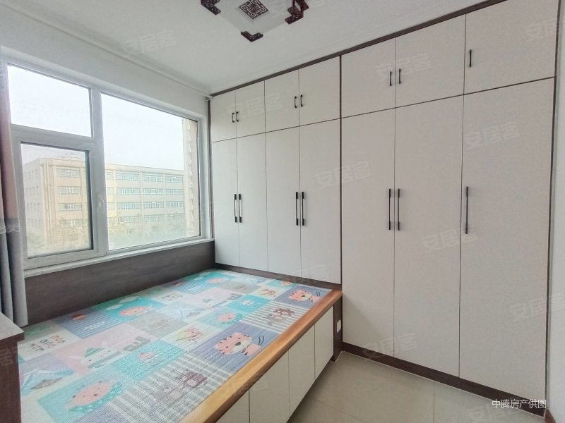 急售朝阳公馆带附房精装微住套三好楼层全明通透户型