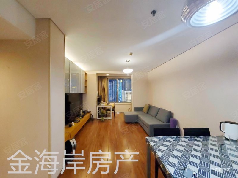 颐和国际  精装修 70年产权 采光好 临地铁 近万象城