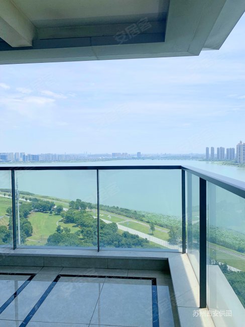 融创苏州壹号院 新上一线景湖大平层,送买断车位!随时可看房!