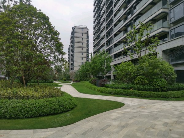 宁波鄞州东部新城维科水岸春晖维科水岸春晖 4室2厅2卫出租房源真实