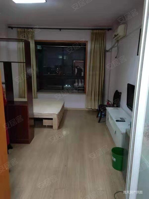 装修好 中间好楼层 交通便利 板楼 近地铁 动静分离,兴业城市嘉苑二手