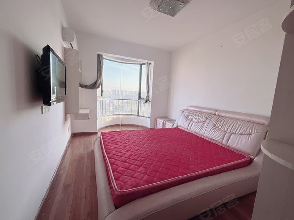 【多图】水岸皇庭,莲塘租房,水岸皇庭电梯精装两房出租,全景观湖 对面