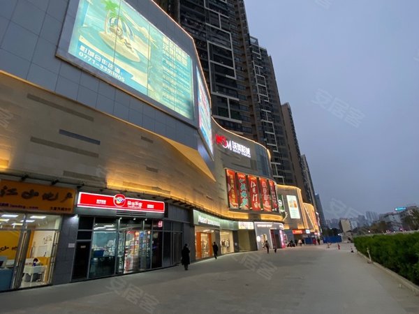 南宁西乡塘北湖大唐天城北湖南路地铁口 大唐天城 精美三房 诚心出租