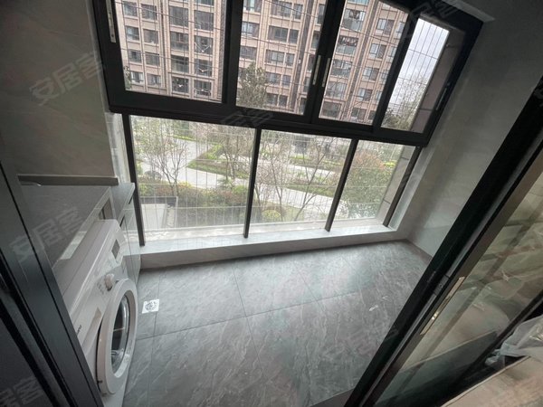 重庆大足大足城区泽京棠樾府棠樾府3楼洋房大3室16000年!