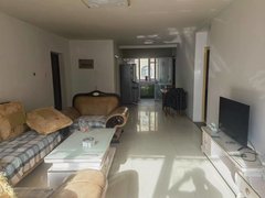 哈密哈密天马购物中心青年花苑3楼95平方，每月租金1100，中等装修，配套全出租房源真实图片