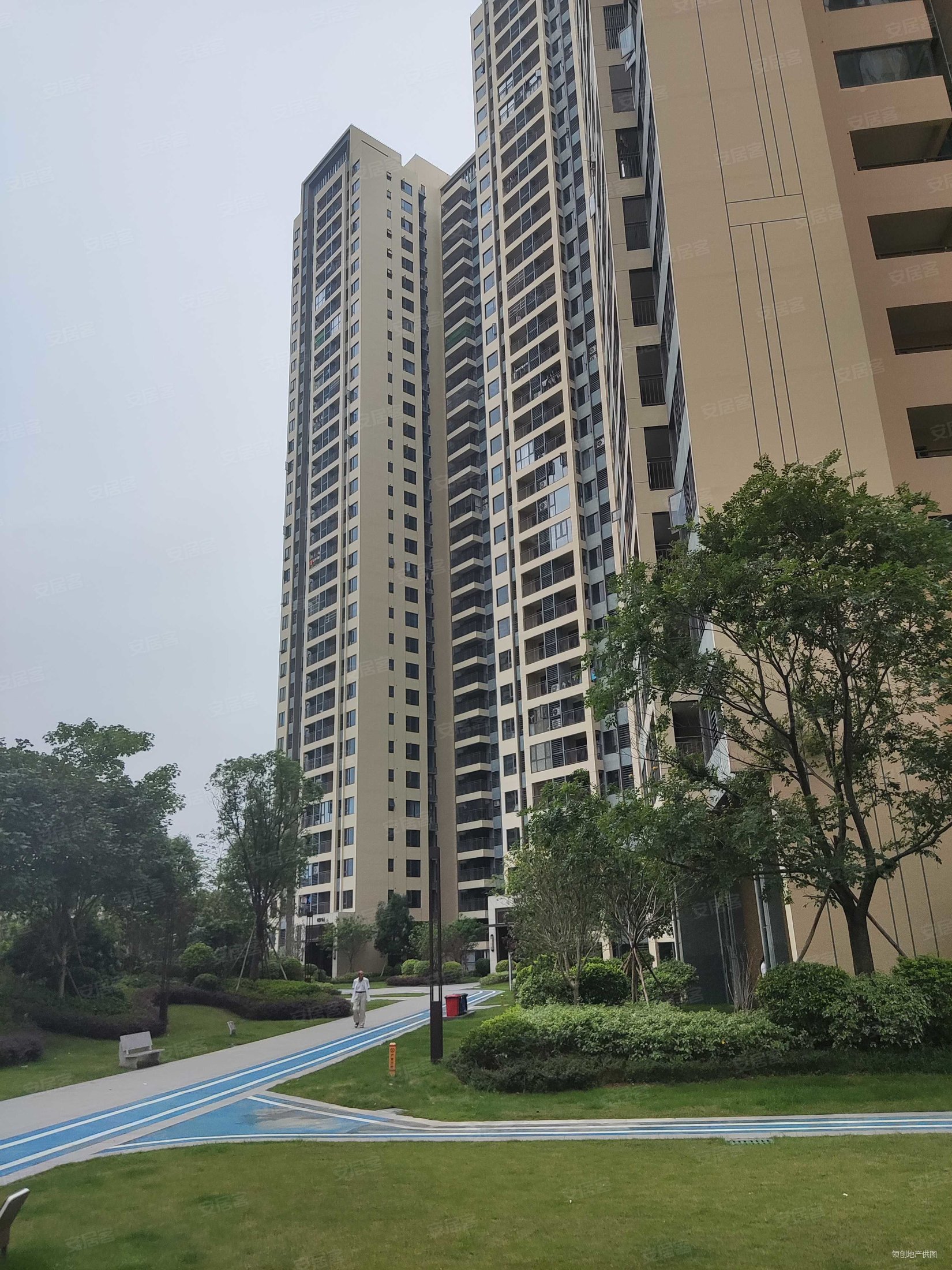 佳兆业东江熙园4室2厅2卫117.2㎡南北70万