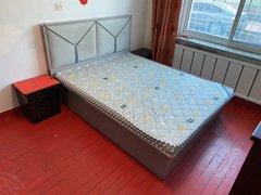 丹东振兴第二医院福春小区 2室 1楼 1000包取暖 季度付 家具家电齐出租房源真实图片