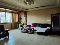 攀枝花仁和仁和城区巴斯箐经贸学校旁边 三室900每月 押一付三 拎包入住出租房源真实图片