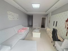达州大竹大竹城区荷花池附近三房,1次出租,家具家电齐全!出租房源真实图片