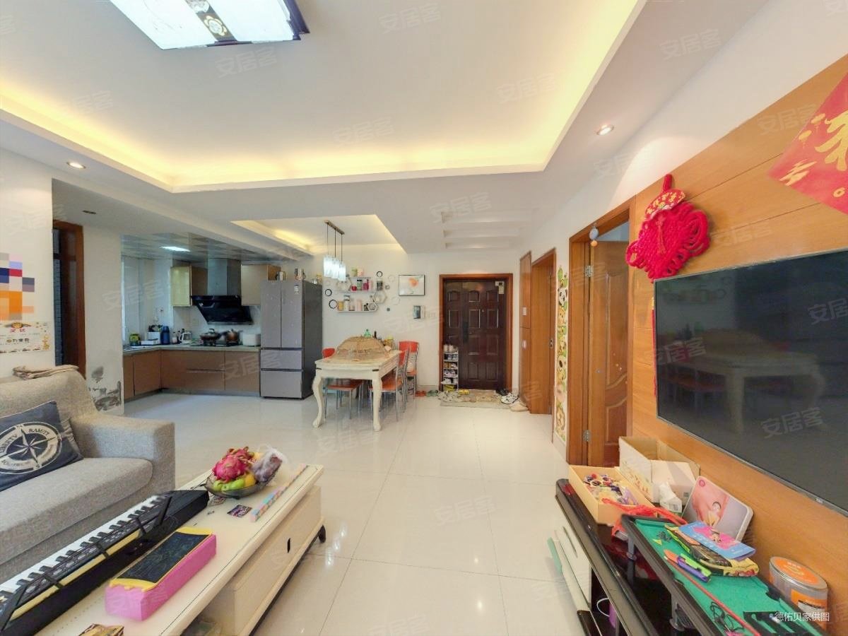 乔司地铁口,精装三房,满五年,居住舒适,东城丽景二手房,190万,3室2厅