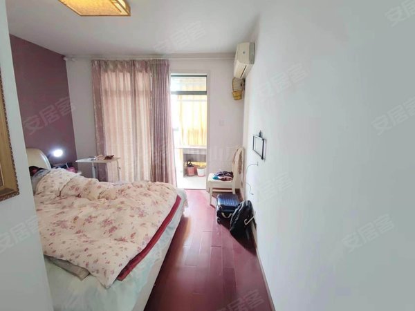 滨湖万达双地铁大丁佳苑南北通透精装拎包住看房随时医院太康