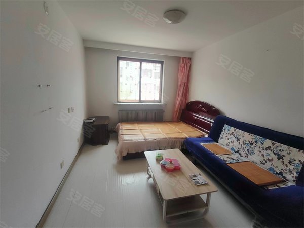 沈阳铁西艳粉乐园小区(红艳路)乐园小区 四楼南北通透 家具家电齐全