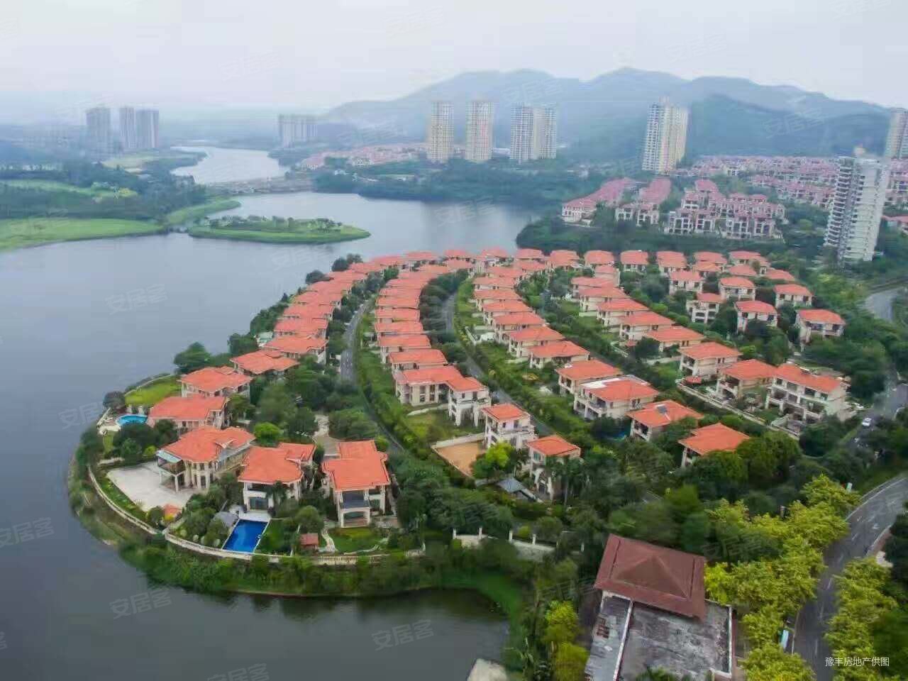 雅居乐白鹭湖别墅