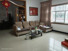 鹰潭贵溪贵溪城区人民医院斜对面,房子干净整洁,家具家电齐全拎包入住,2台空调出租房源真实图片
