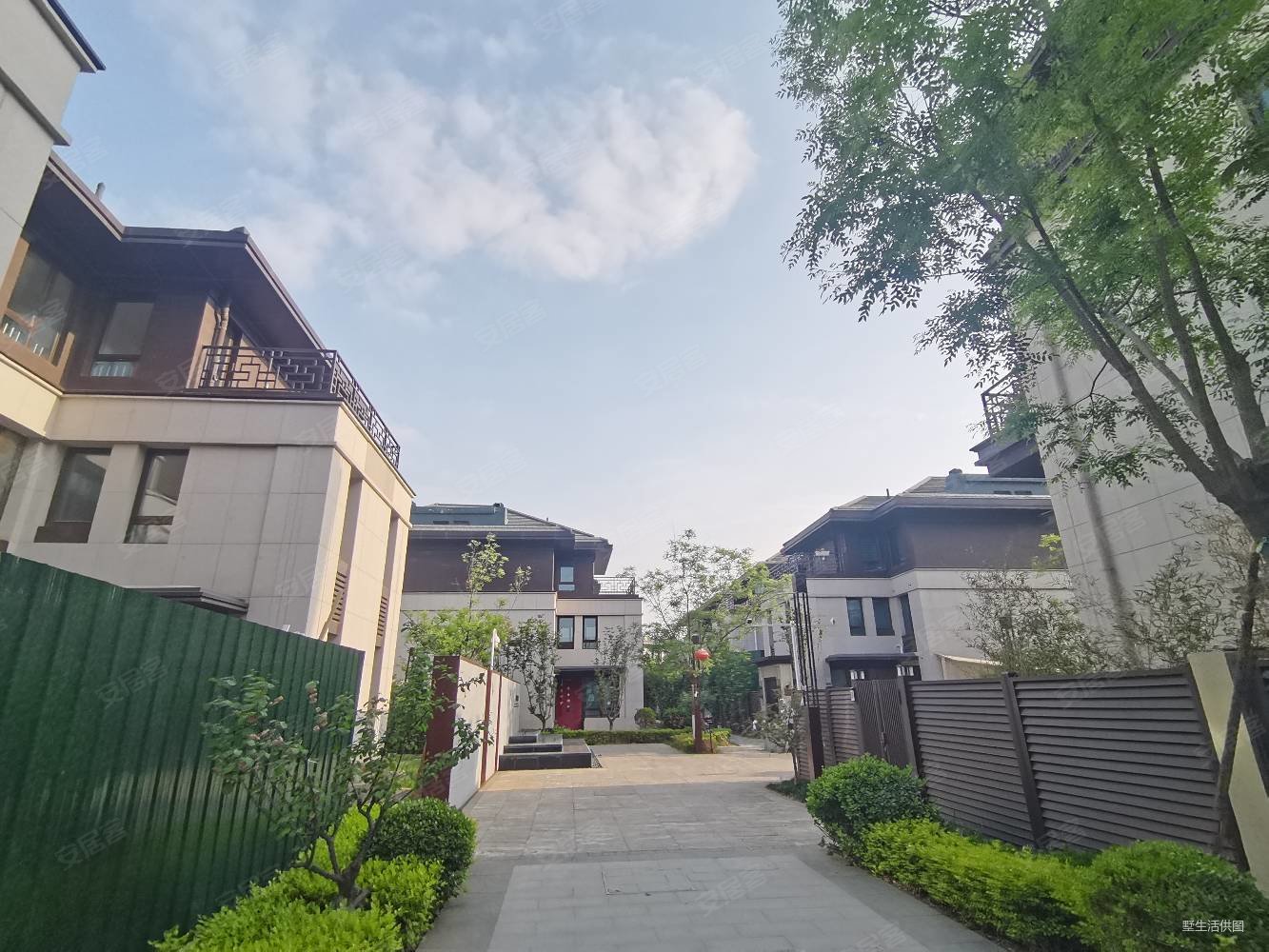 中铁诺德阅墅5室3厅3卫314㎡南北1200万