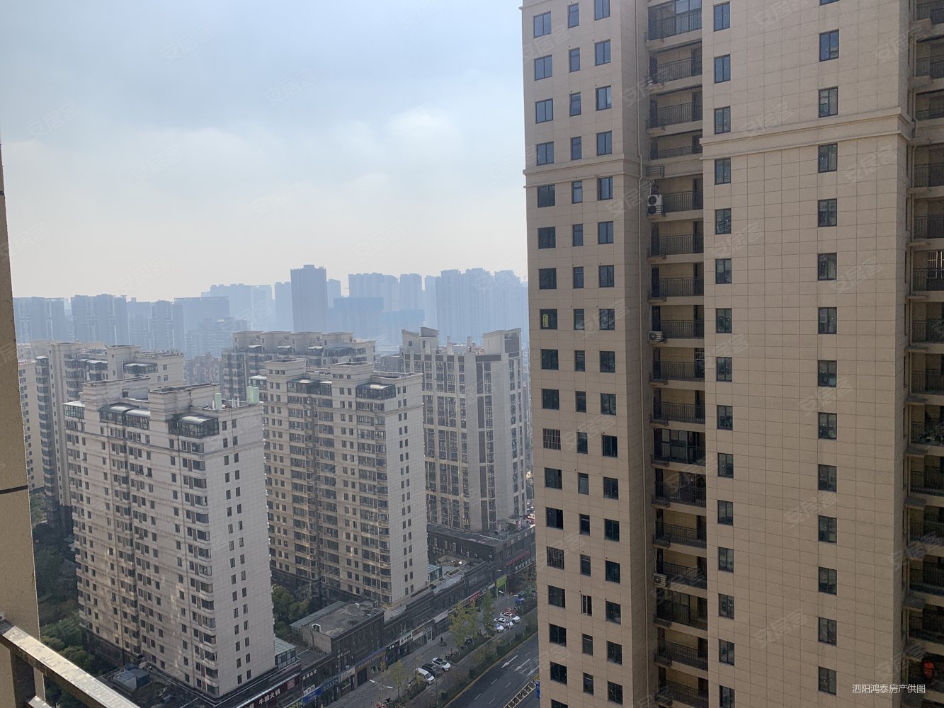 95万买瑞禾阳光城中层大三室115平满二年