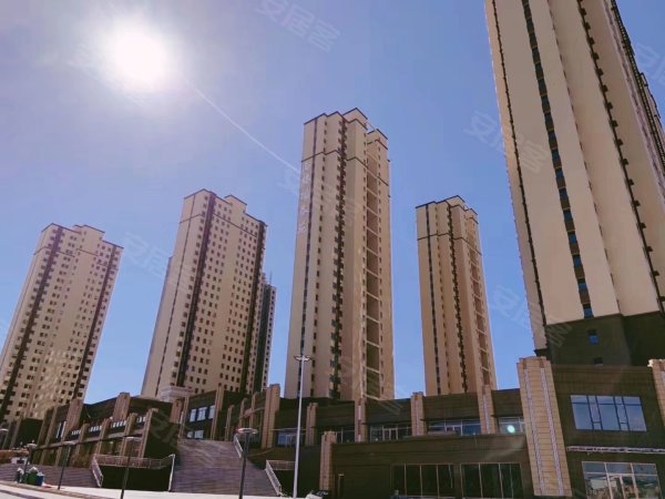 西山重点发展区域,享有万亩生态园离尘不离城,坐拥两条快速路 玉门河