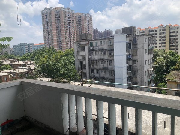 广州荔湾花地湾广船鹤园小区广船鹤园小区 2室1厅1卫 2200元月 55平