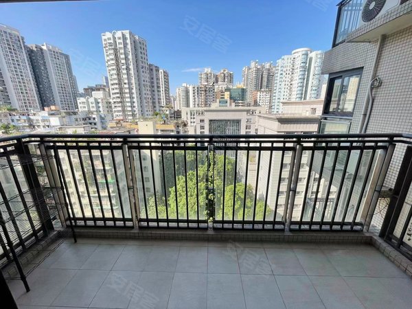 广州天河龙口西保利中辰广场太古汇 岗顶地铁口 保利中辰 精装大两房