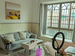 茂名茂南明湖百货油校隔壁 1房1厅1卫  采光好 家具齐全出租房源真实图片