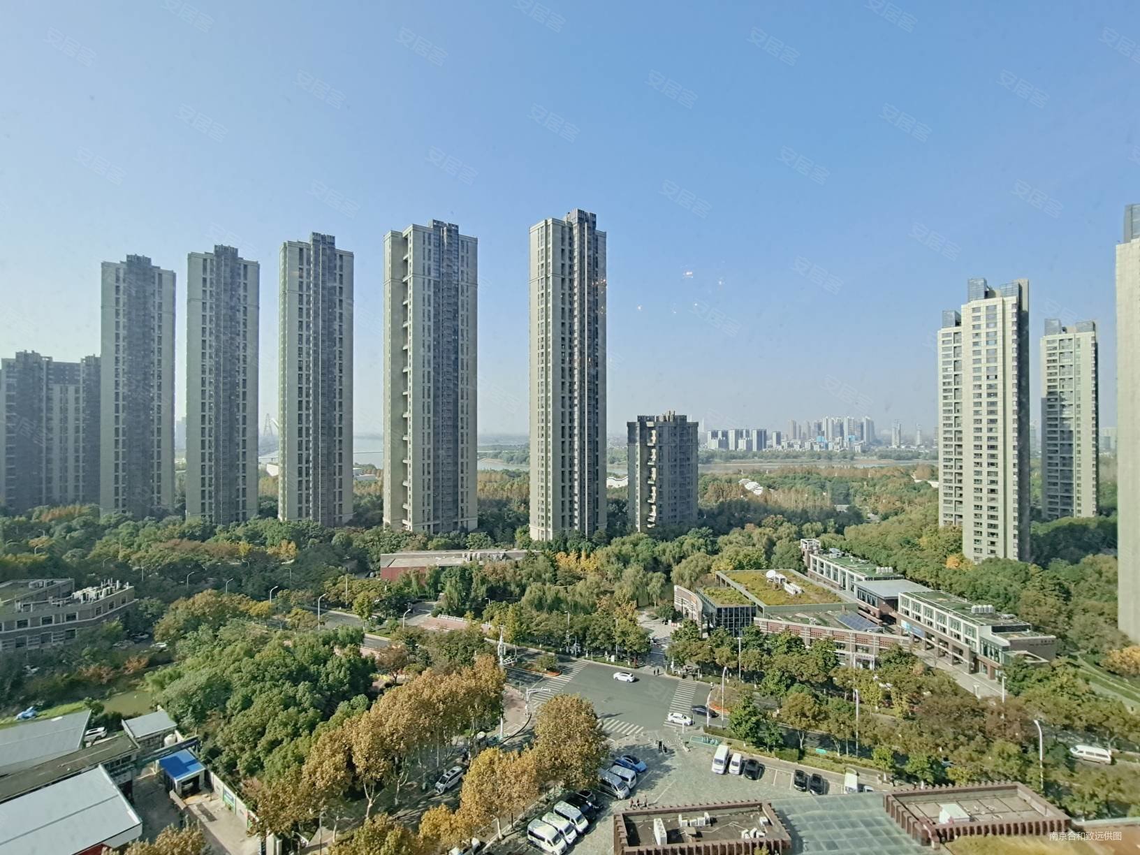 南京房产网>南京二手房>建邺二手房>奥体二手房>仁恒江湾城兰苑>