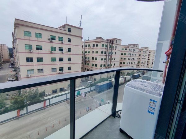 【多图】联兴大厦,东门租房,毕业季特惠 近东门精装修大单间 拎包入住