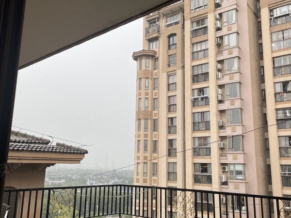 苏州常熟古里金域蓝湾一区(常熟)古里 金域蓝湾 整租两室一厅一卫一厨