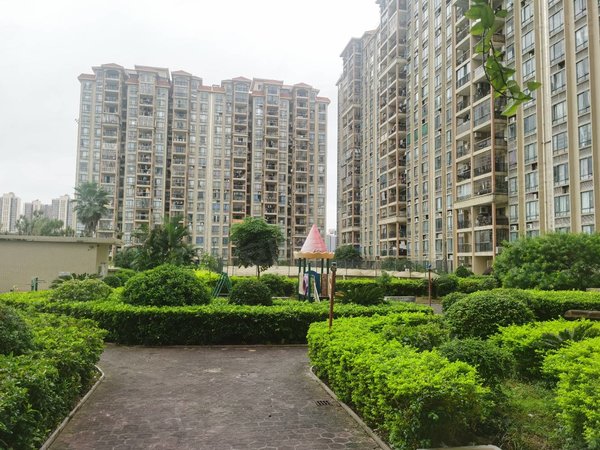 广州增城新塘嘉骏豪苑嘉骏豪苑 两房出租 带家电 东向 急租1900 新塘