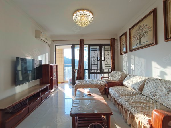 【多图】润恒尚园,西乡租房,西乡润恒尚园精装三房两卫,车位充足,采光