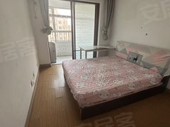 急租两室两厅电梯房，家具家电齐全，拎包入住