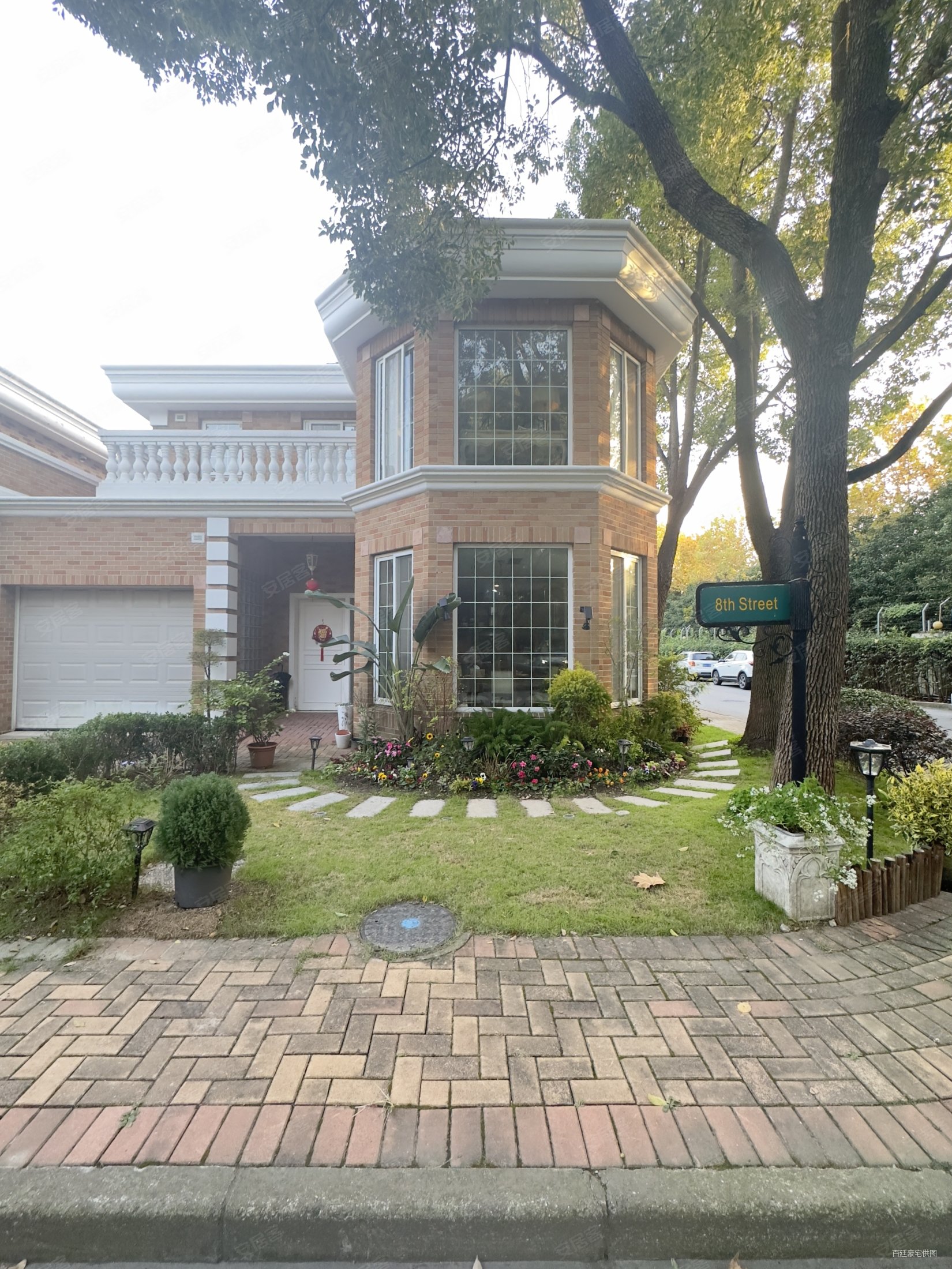 新出美式街区绿宝园别墅全新装修业主移民诚售可以看房