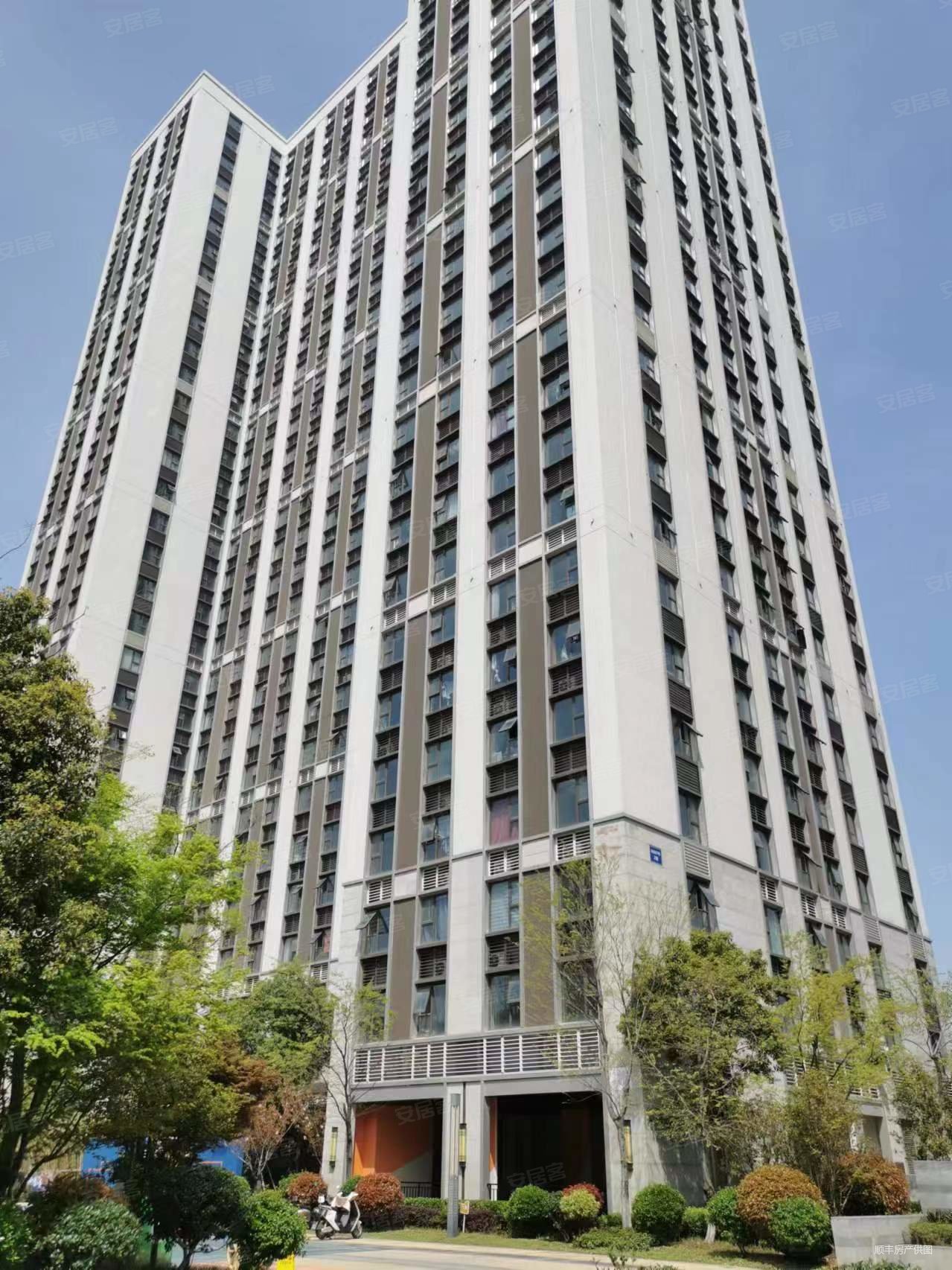 家具齐全,绿地理想城(商住楼)二手房,21万,1室1厅,1卫,25平米-南京