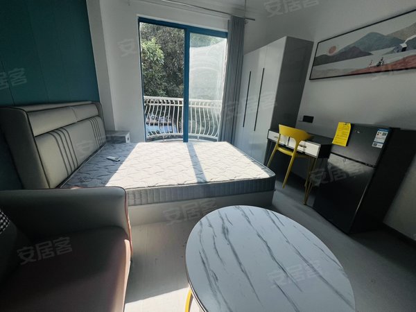 常州新北新区公园蓝色港湾花园整租单间 独卫独厨 环球港 创意产业园新北万达 汉江美食街出租房源真实图片