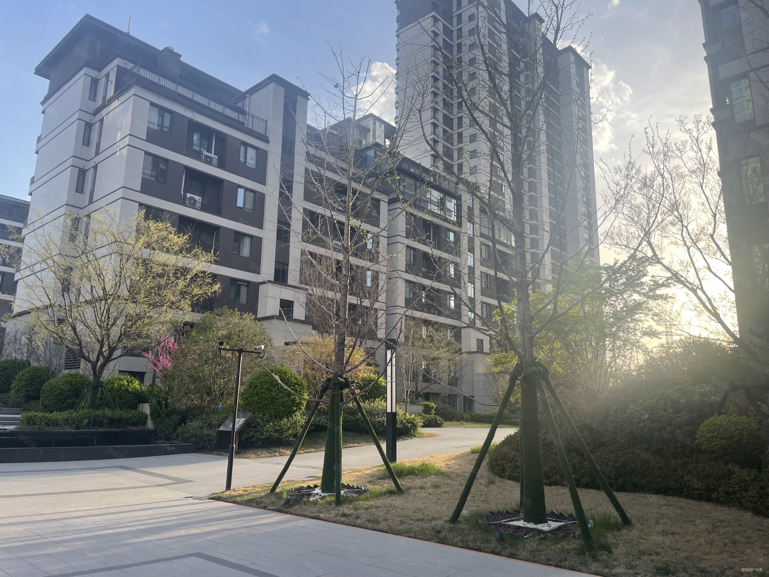 绿都中梁青云赋