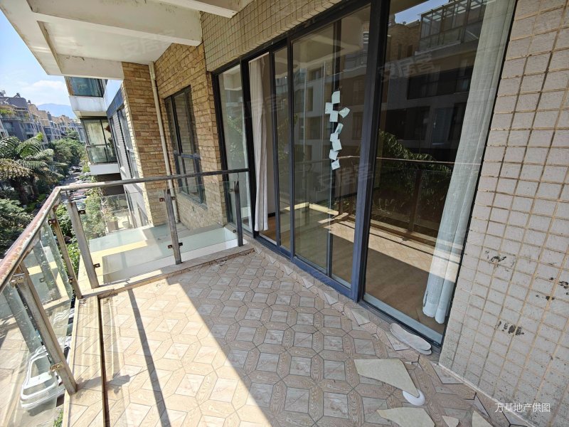 滇池卫城尚层双卫小区绿化高正规商品房中间楼层近地铁