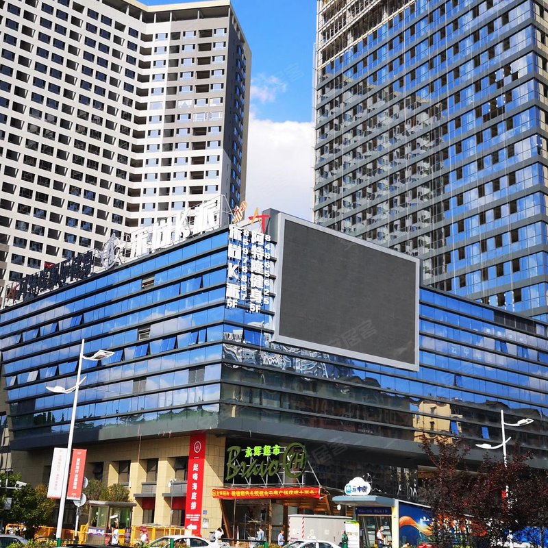 七冶云泰广场二环绕城高速之间