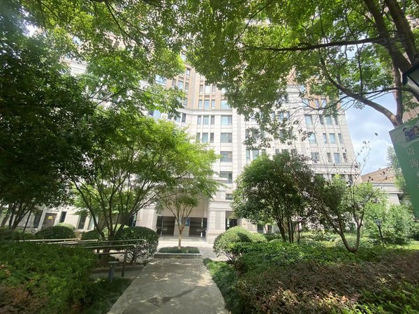 苏州吴中越溪翠湖湾s m广场 越溪清树湾地铁 朝南带阳台 押一付一