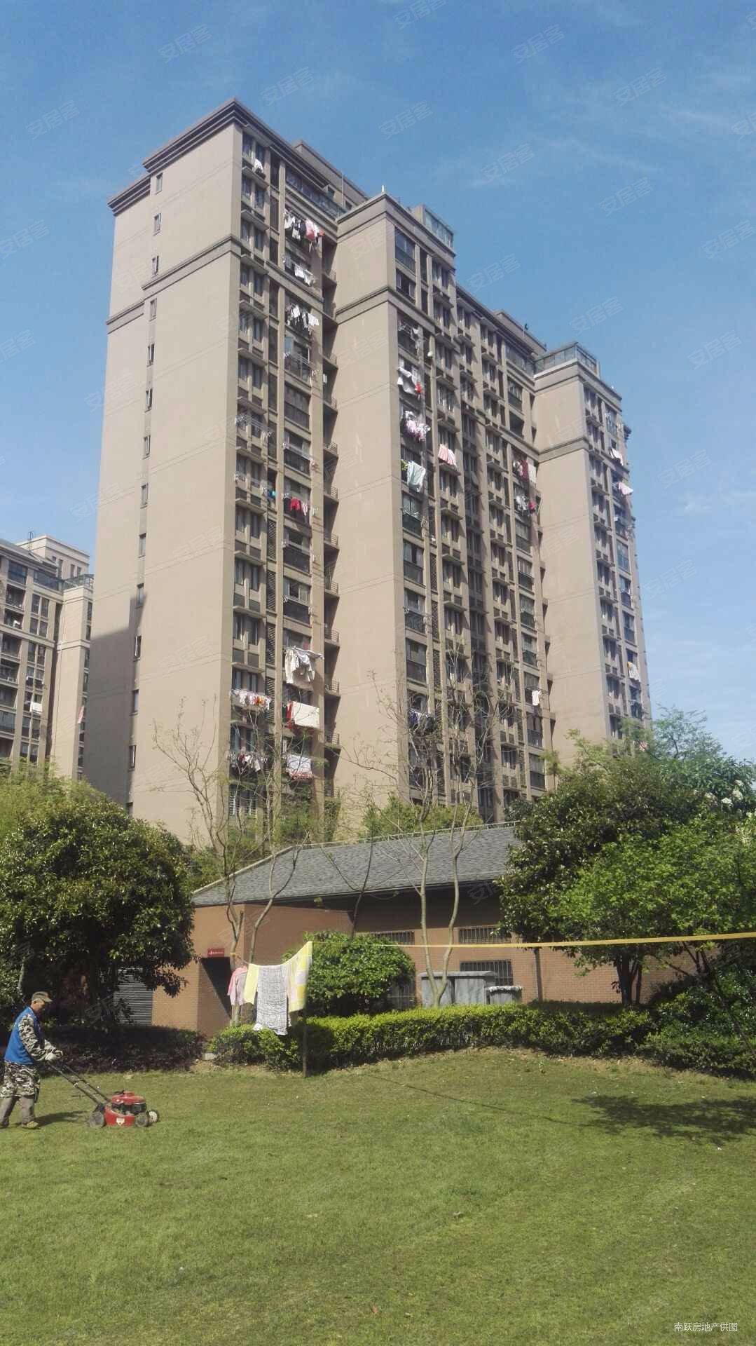 降价10万新城金郡全新精装自住两房南北通透保养好