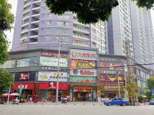 南宁横县横县城区太阳广场(横县)横州市中心地段,精装电梯三房出租