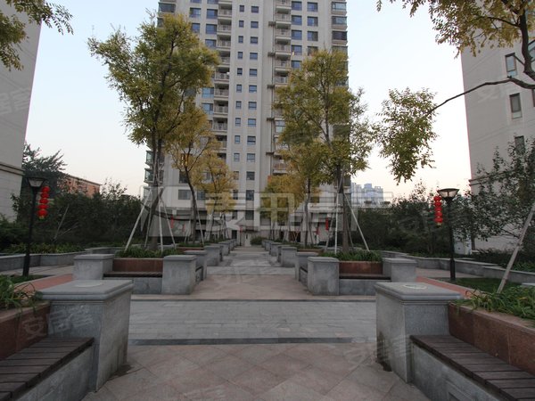 租金可谈天鹅湾南区复试4居南北通透近大悦城6号线