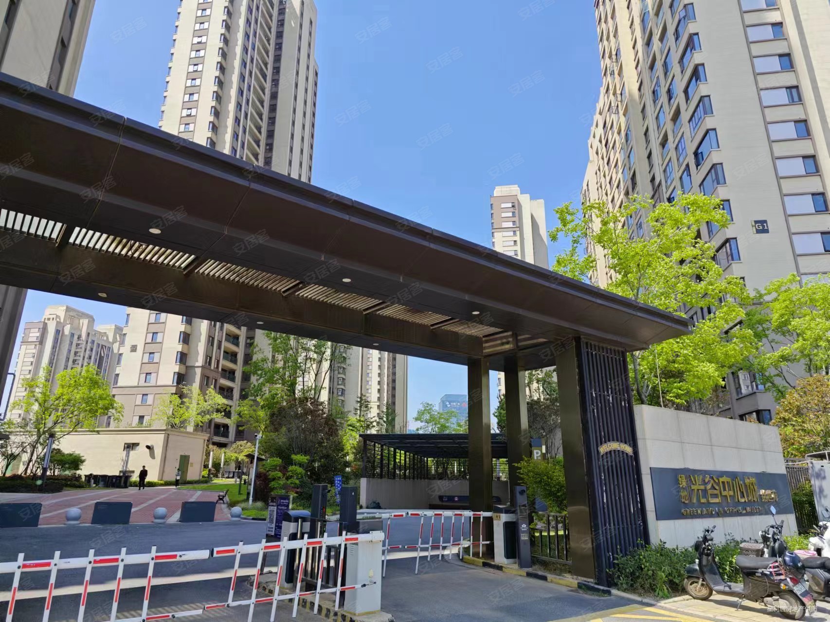 武汉房产网>武汉二手房>洪山二手房>光谷东二手房>绿地光谷中心城>