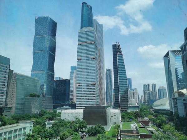 【多图】润德大厦,珠江新城西租房,急租大两房 办公 东向望西塔花城