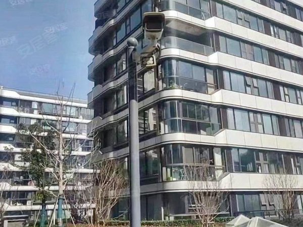 上海闵行金虹桥东苑古北尚公馆东苑集团旗下古北尚公馆三房 南北通